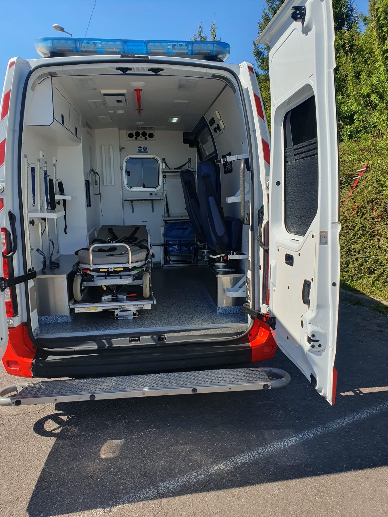 Ambulance de l’Association AHARTE