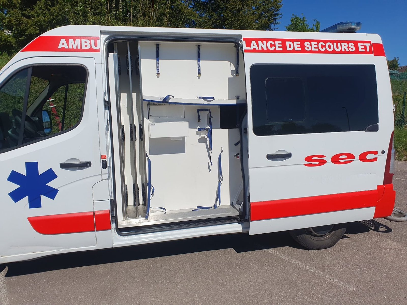 Ambulance de l’Association AHARTE